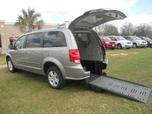 thumbs dodge grandcaravan 2013 6bf860134d691125b9caf743b7419cac Specially Equipped Vans Offer Convenient Transportation For People With Limited Mobility