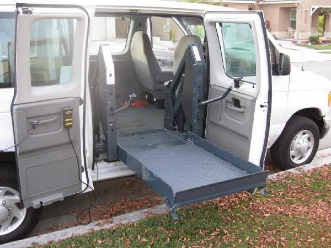 Read Disabled Drivers Ideal Accessibility With An Auto Door Ford Econoline 2007
