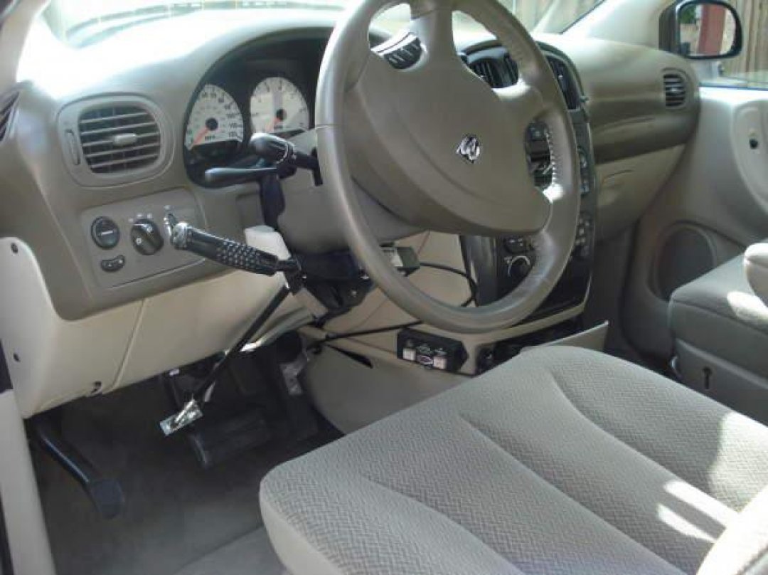 Read Easy Acceleration and Braking With Hand Controls Dodge Caravan 2005