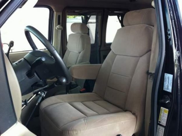 Ford E150 2008