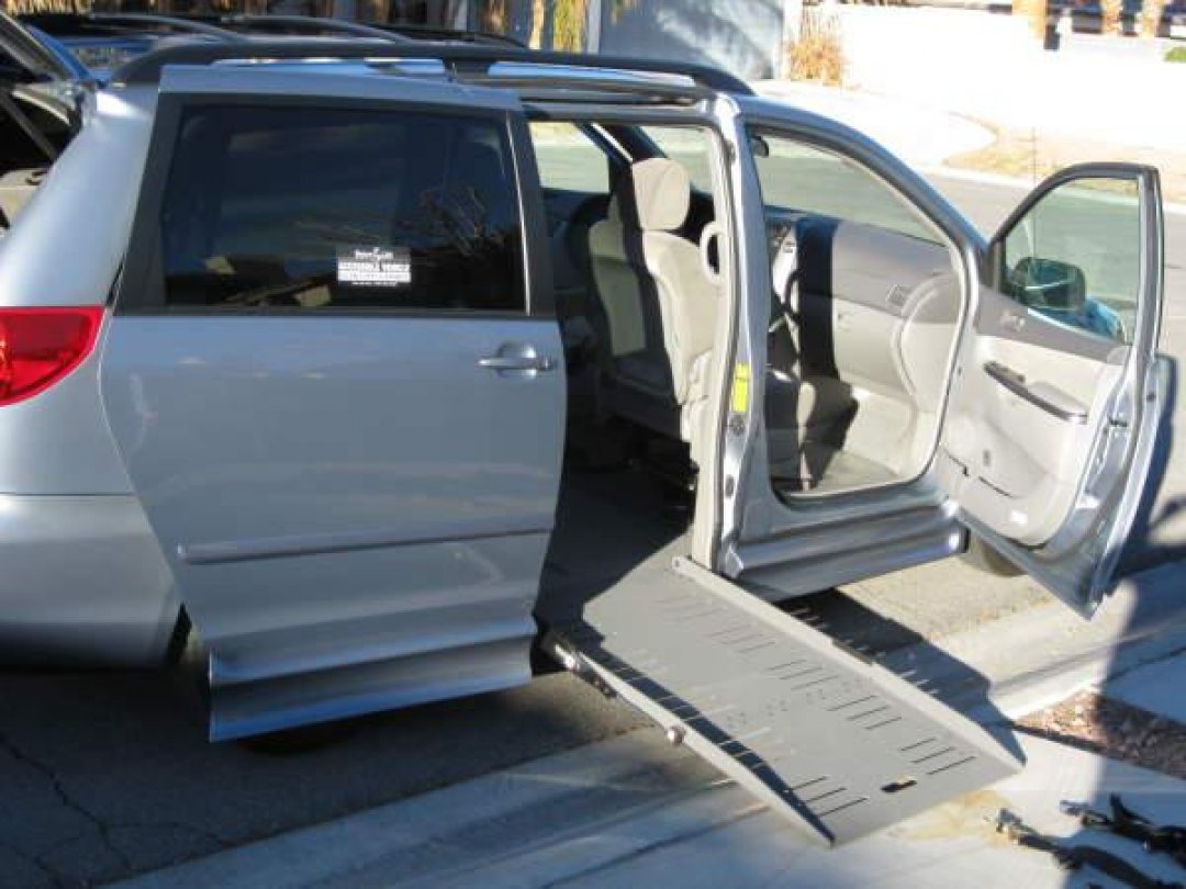 Read Insider Tips : Modify a Van for Wheelchair Access 2010 Toyota Sienna Ext